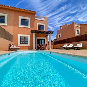 https://villa-in-corralejo-with-private-pool.hotelsfuerteventura.org